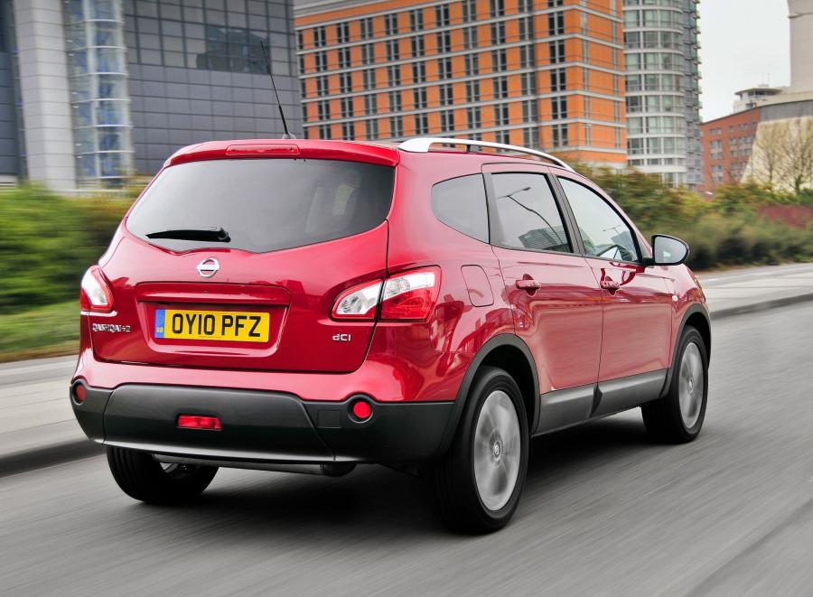  Nissan Qashqai +2 2009 года  (UK) (фото 5 из 5)